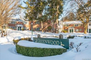 580 Bedford Road 8, Pleasantville, NY 10570