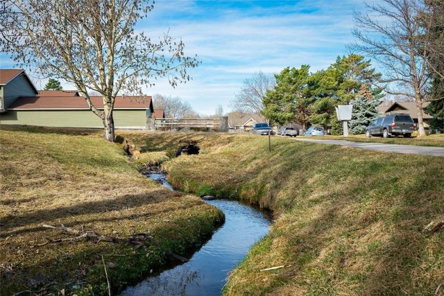 102 Hoffman Drive 1, Bozeman, MT 59715