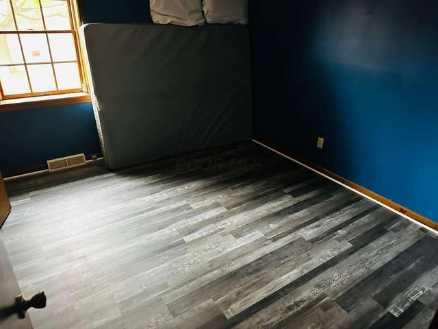 159 S Parkway Drive, Delaware, OH 43015