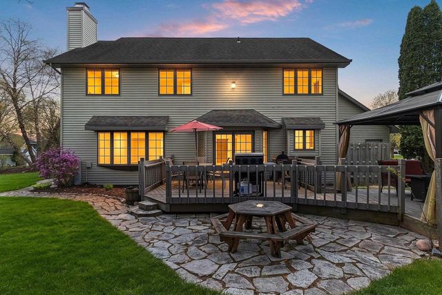 1354 CAMELOT COURT, Oneida, WI 54155