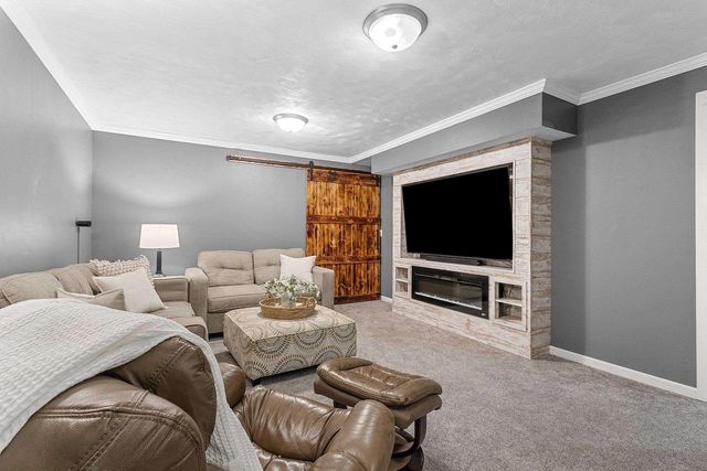 1354 CAMELOT COURT, Oneida, WI 54155