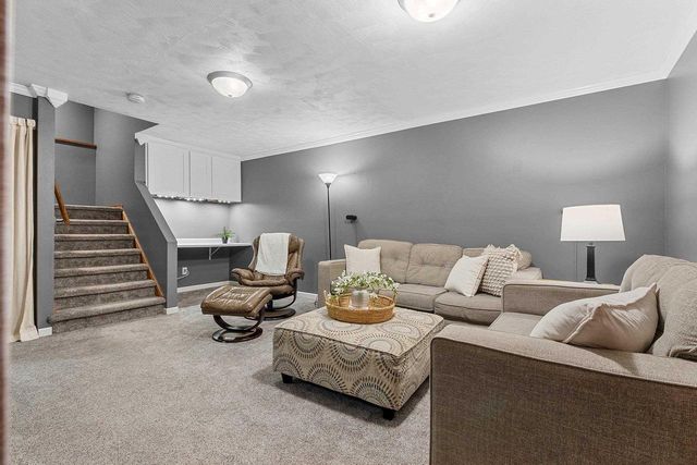 1354 CAMELOT COURT, Oneida, WI 54155