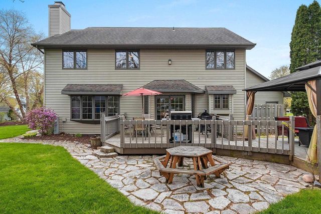 1354 CAMELOT COURT, Oneida, WI 54155