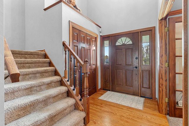 1354 CAMELOT COURT, Oneida, WI 54155