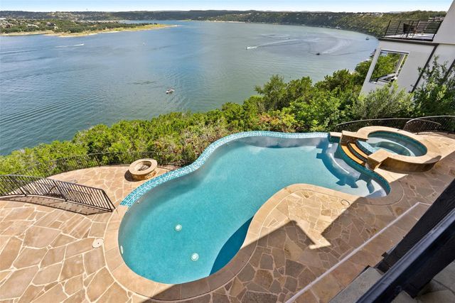 1208 Watercliffe DR, Lago Vista, TX 78645