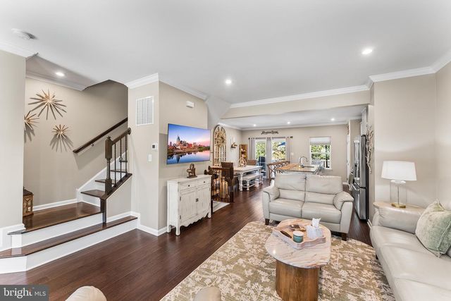144 MERIDIAN LN, Sewell, NJ 08080