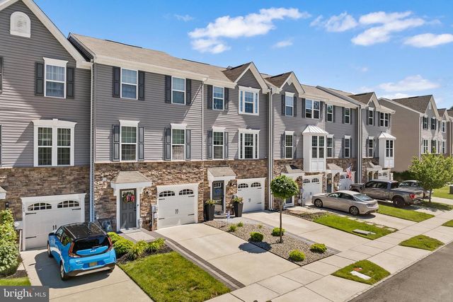 144 MERIDIAN LN, Sewell, NJ 08080