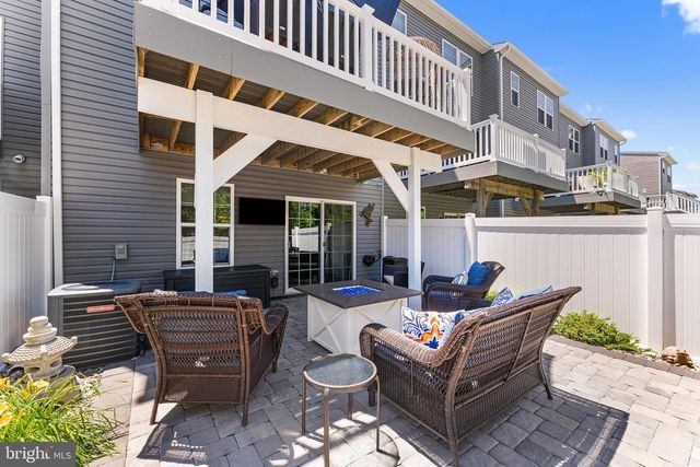 144 MERIDIAN LN, Sewell, NJ 08080