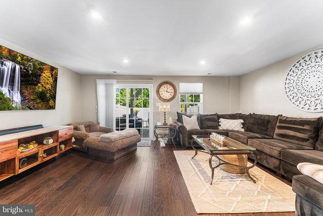 144 MERIDIAN LN, Sewell, NJ 08080