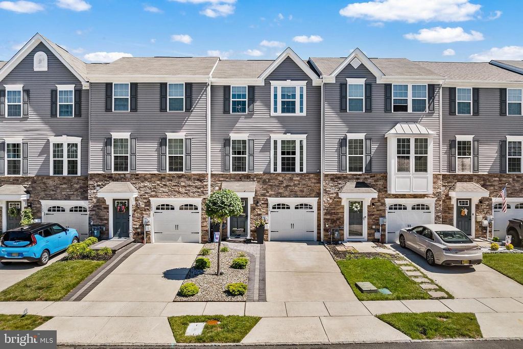 144 MERIDIAN LN, Sewell, NJ 08080