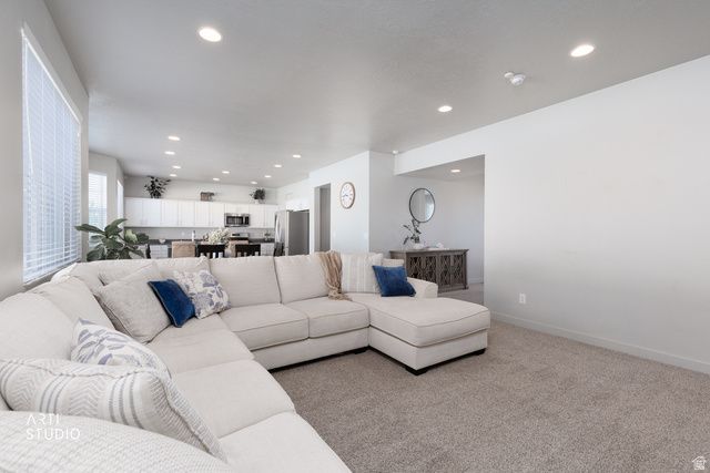 8026 S BARTON RDG, West Jordan, UT 84081