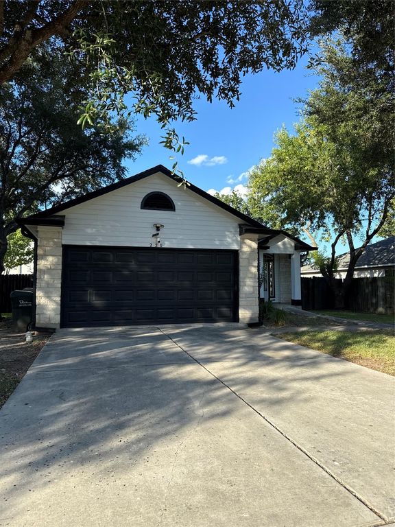 220 Bailey LOOP, Kyle, TX 78640