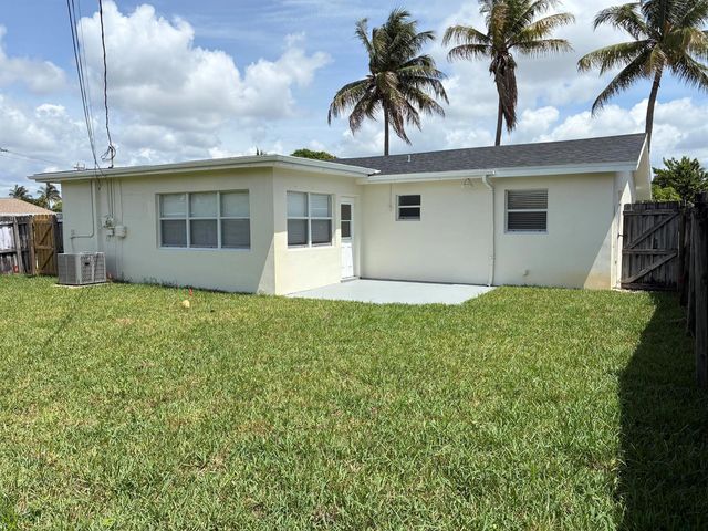 1142 GARNETT Street, Lantana, FL 33462
