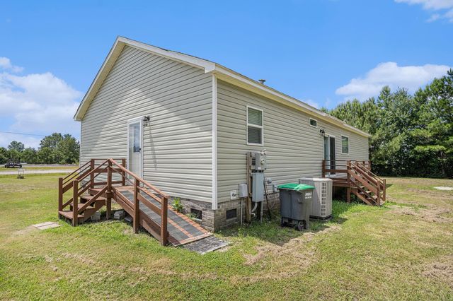 580 Circle M Rd., Longs, SC 29568