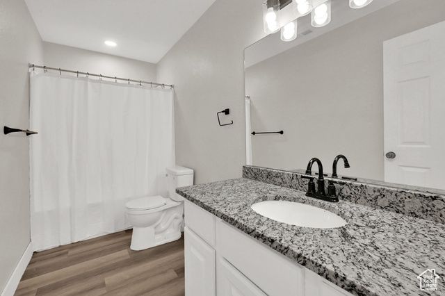 384 S CHRISTINE WAY, Kaysville, UT 84037