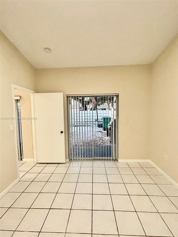 13754 SW 147th Cir Ln 1, Miami, FL 33186