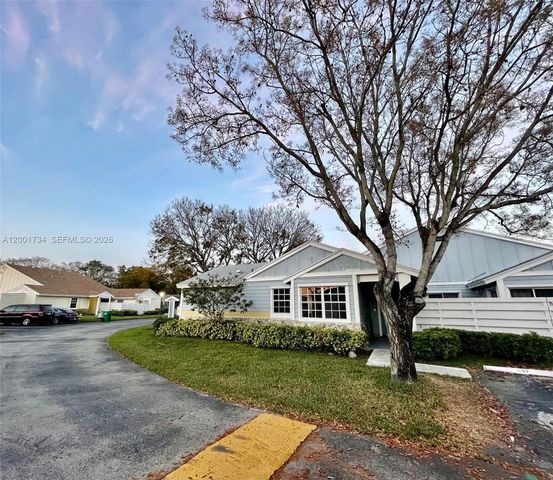 13754 SW 147th Cir Ln 1, Miami, FL 33186
