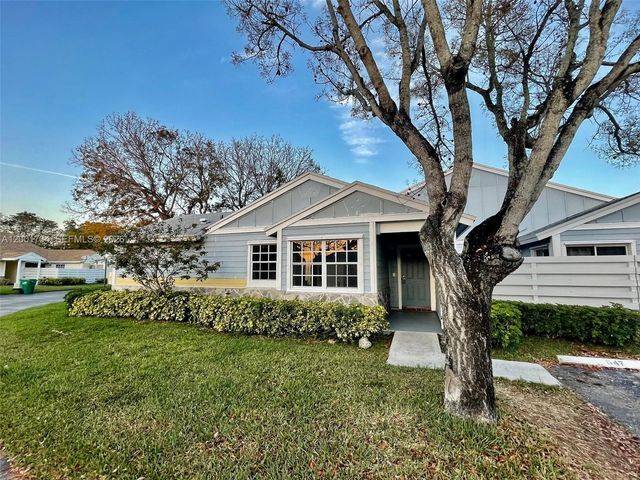 13754 SW 147th Cir Ln 1, Miami, FL 33186