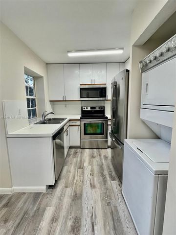 13754 SW 147th Cir Ln 1, Miami, FL 33186