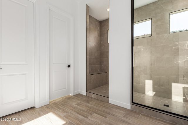 15870 W BRONCO Trail, Surprise, AZ 85387