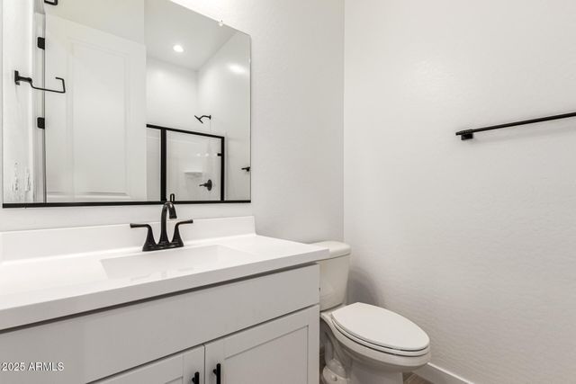 15870 W BRONCO Trail, Surprise, AZ 85387