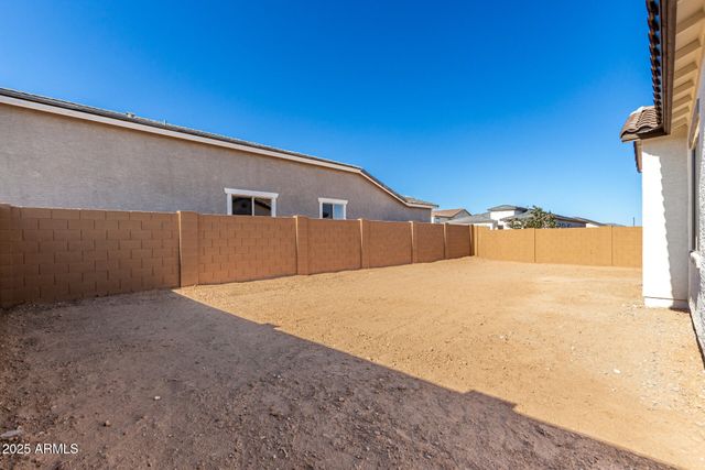 15870 W BRONCO Trail, Surprise, AZ 85387