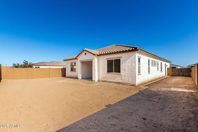 15870 W BRONCO Trail, Surprise, AZ 85387