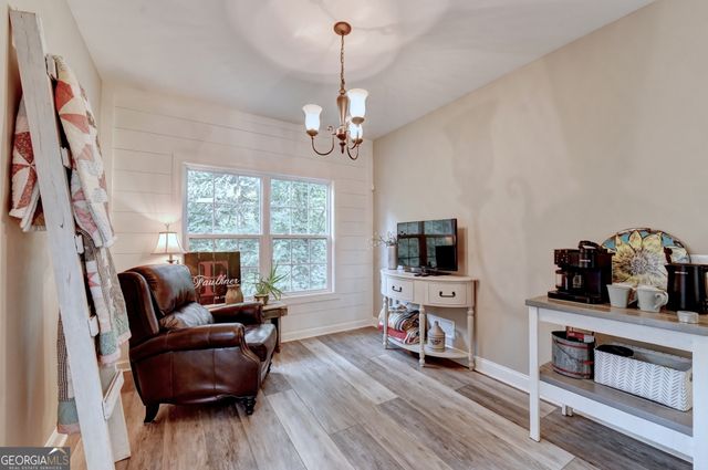 33 Highland Road N, Dahlonega, GA 30533