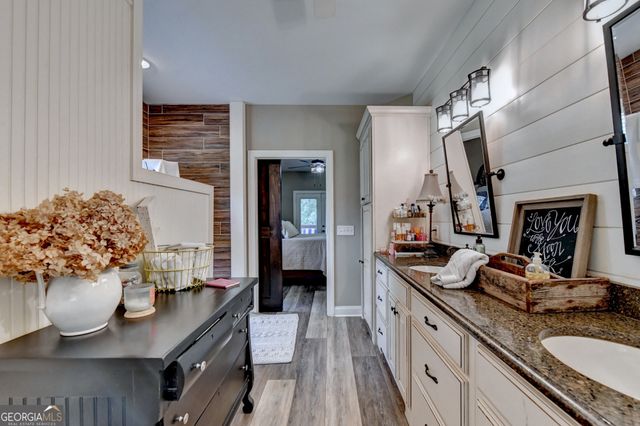33 Highland Road N, Dahlonega, GA 30533