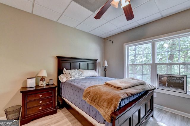 33 Highland Road N, Dahlonega, GA 30533