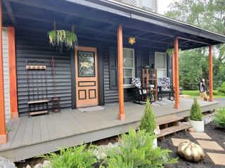 78 Johnson Road, Watervliet, NY 12189