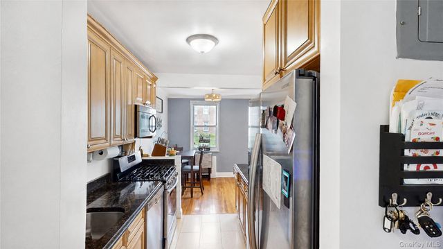 1 Sadore Lane 3X, Yonkers, NY 10710