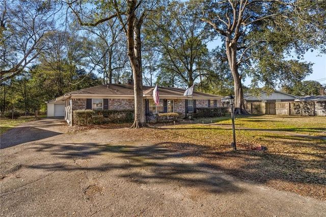 617 Best Drive, Saraland, AL 36571
