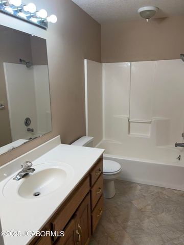 3721 SCARBOROUGH WAY, Jefferson City, MO 65109