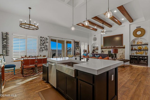 7324 ENCHANTED POINT Drive, El Paso, TX 79911