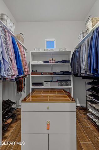 7324 ENCHANTED POINT Drive, El Paso, TX 79911