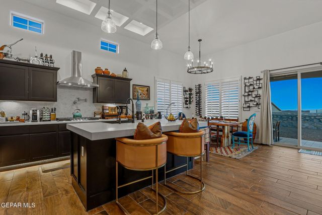 7324 ENCHANTED POINT Drive, El Paso, TX 79911