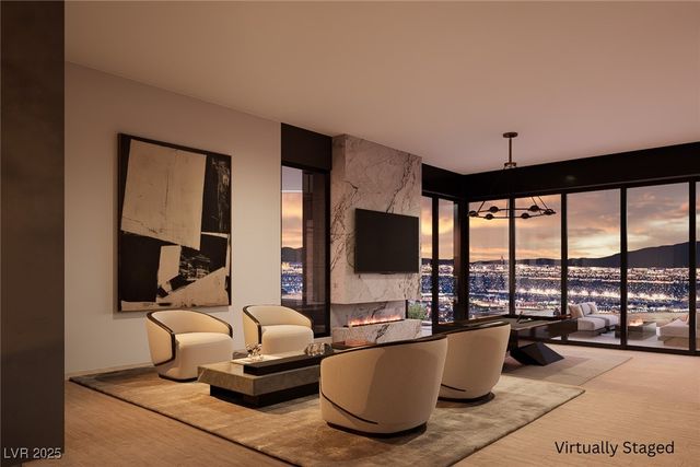 633 Majestic Rim Drive, Henderson, NV 89012