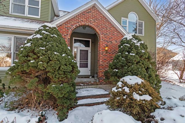 7 Bay View Drive, St. Albans Town, VT 05478