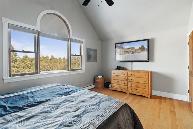 7 Bay View Drive, St. Albans Town, VT 05478