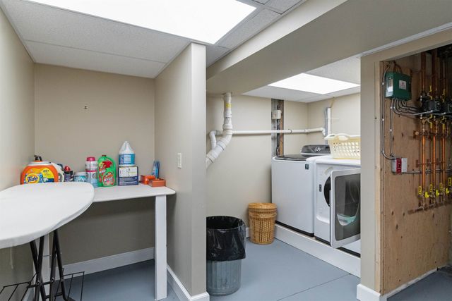 7 Bay View Drive, St. Albans Town, VT 05478