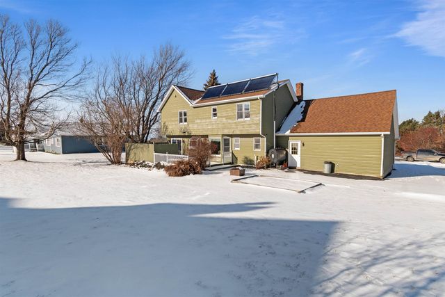 7 Bay View Drive, St. Albans Town, VT 05478