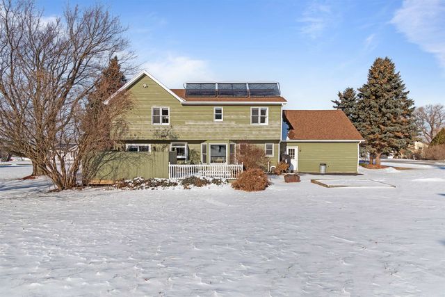 7 Bay View Drive, St. Albans Town, VT 05478