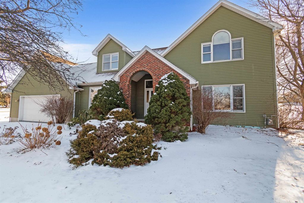 7 Bay View Drive, St. Albans Town, VT 05478