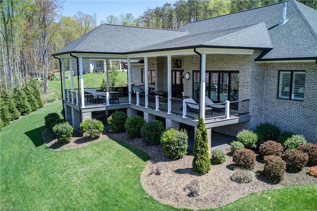 109 Wyncrest Terrace, Mount Airy, NC 27030