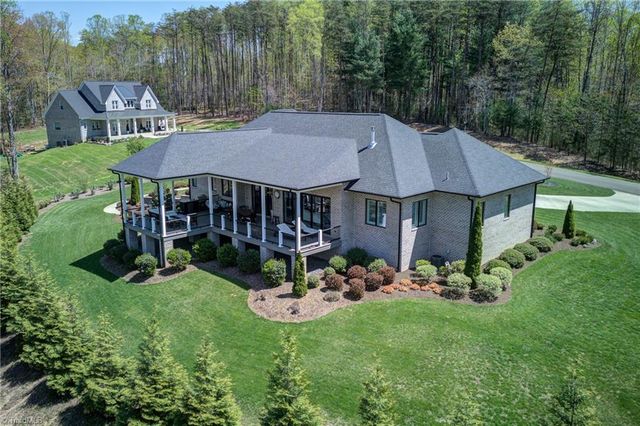 109 Wyncrest Terrace, Mount Airy, NC 27030