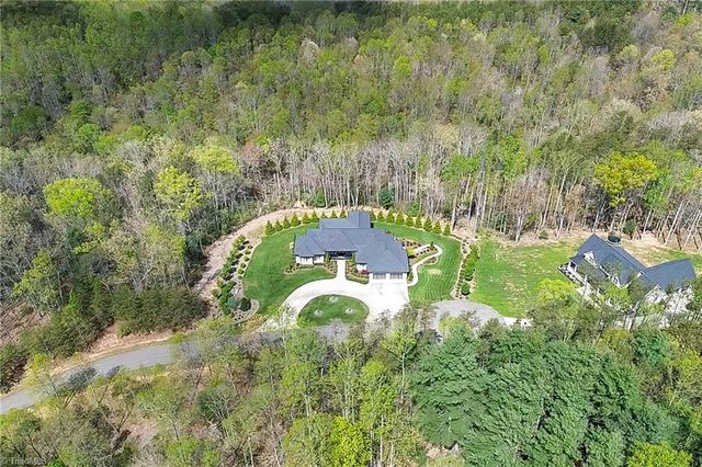 109 Wyncrest Terrace, Mount Airy, NC 27030