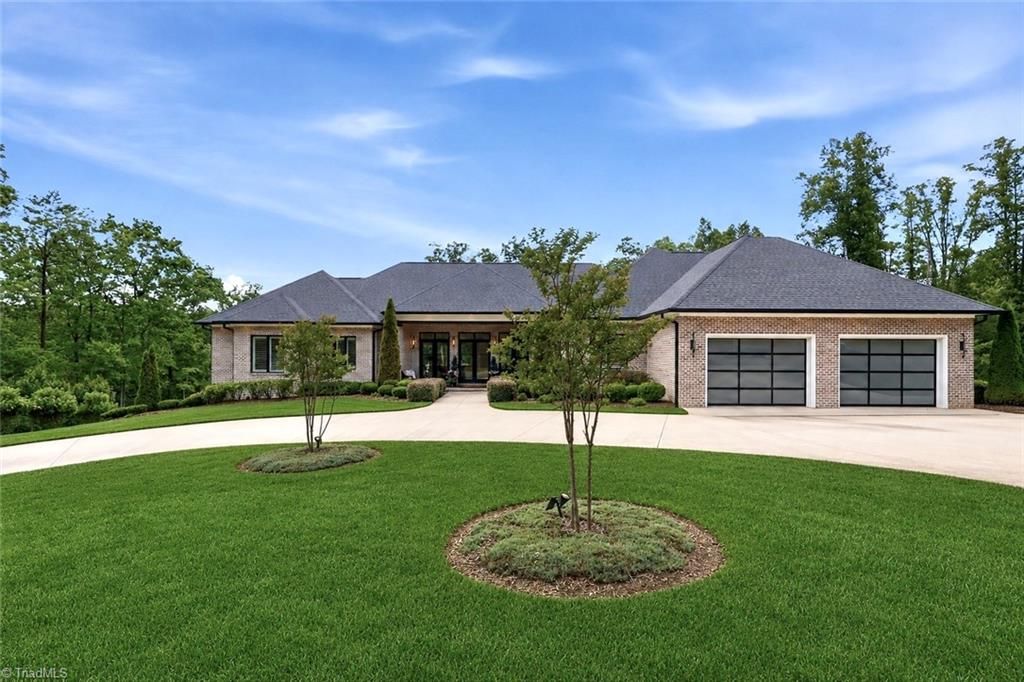 109 Wyncrest Terrace, Mount Airy, NC 27030