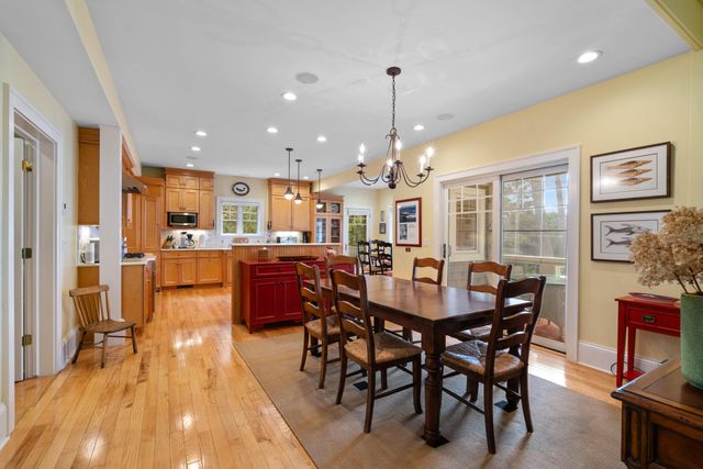 6613 Hillside Avenue, Indian River, MI 49749