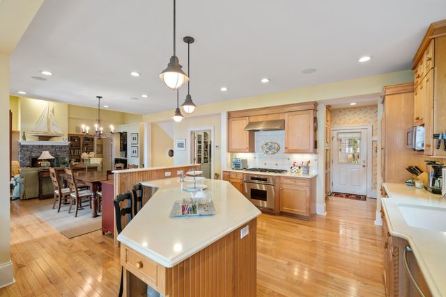 6613 Hillside Avenue, Indian River, MI 49749